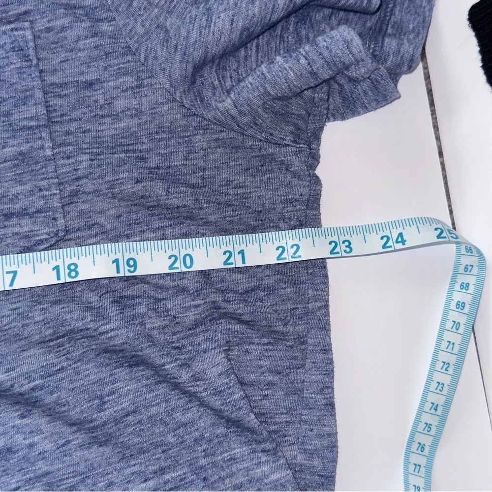 VTG Banana Republic‎ Slate Blue V-Neck Tee Sz Large